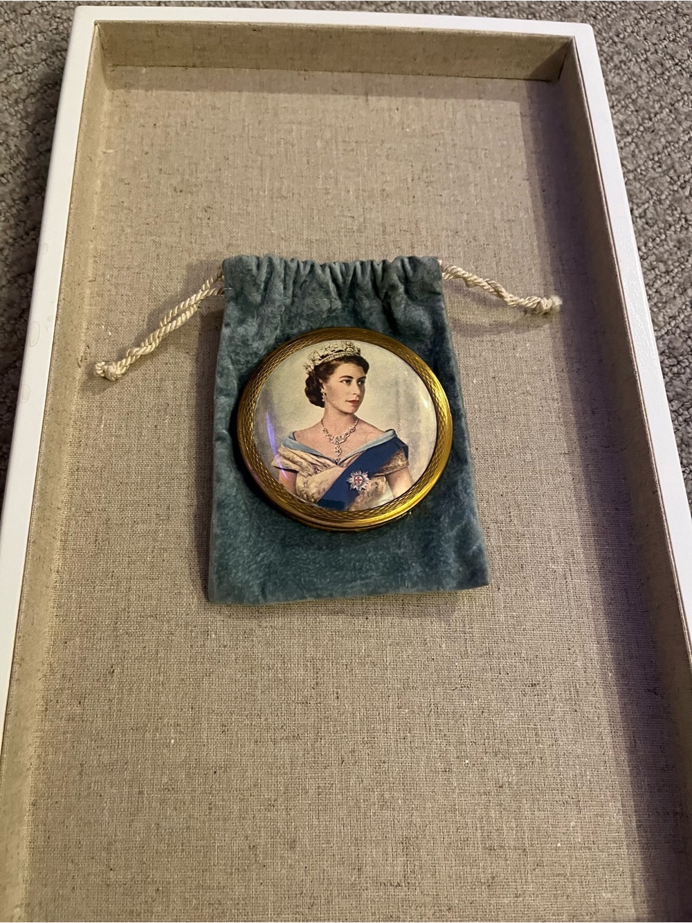 Vintage 1953 Queen Elizabeth II Coronation Souvenir Powder Compact Mirror